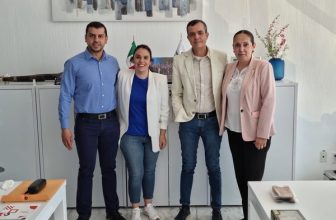 Visita de el presidente municipal Miguel Ángel Esquivias y la regidora Mireya Franco